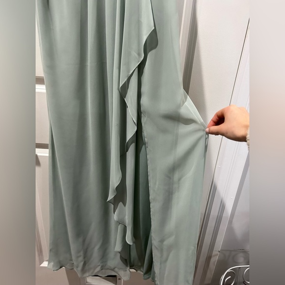 Mint green formal dress - Picture 3 of 5